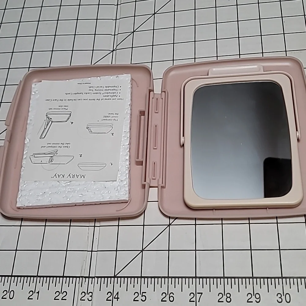 Vintage Mary Kay‎ Consultant Pink Travel Mirror New Old Stock